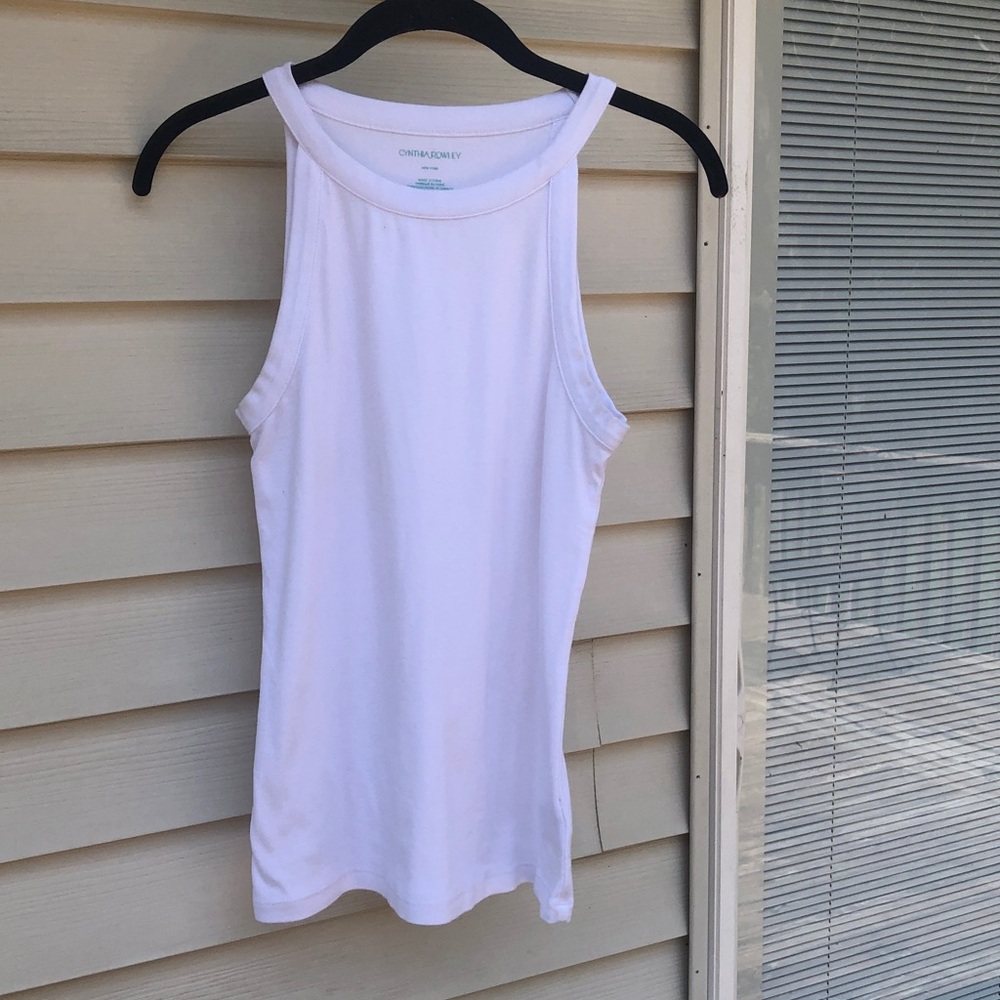 Slim Crewneck White Tank - Picture 2 of 3